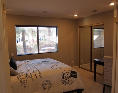 40556 Clover Lane - Photo Thumbnail 16