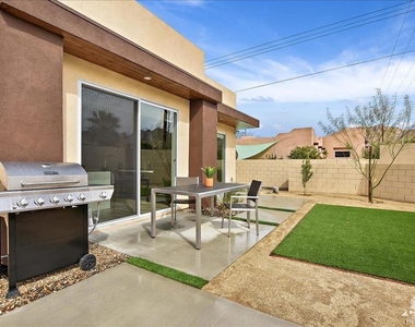 53720 Avenida Madero - Photo Thumbnail 23