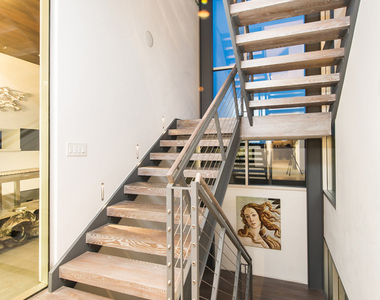 1352 Miller Drive - Photo Thumbnail 13