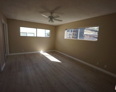 1538 Stanford Street - Photo Thumbnail 22