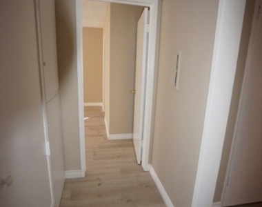1538 Stanford Street - Photo Thumbnail 33