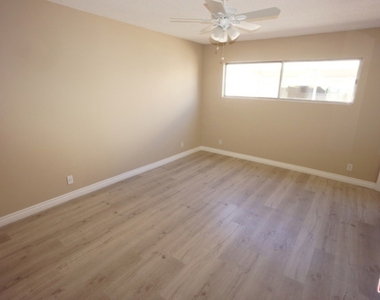 1538 Stanford Street - Photo Thumbnail 9