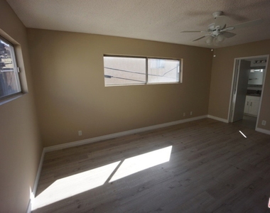 1538 Stanford Street - Photo Thumbnail 25