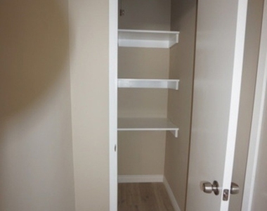 1538 Stanford Street - Photo Thumbnail 17