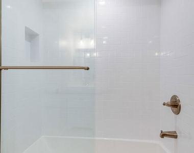 842 11th Street - Photo Thumbnail 20