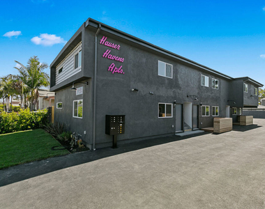 2922 Hauser Boulevard - Photo Thumbnail 1