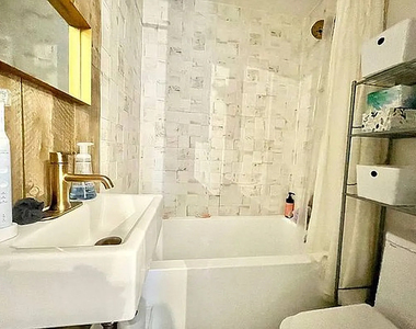 961 Seneca Avenue - Photo Thumbnail 6