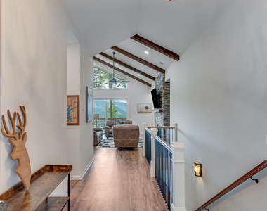 103 Bent Grass Way - Photo Thumbnail 3