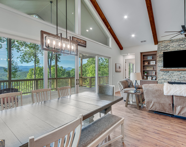 103 Bent Grass Way - Photo Thumbnail 10