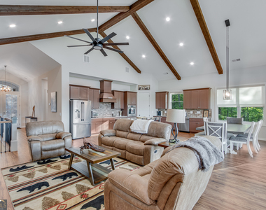 103 Bent Grass Way - Photo Thumbnail 8