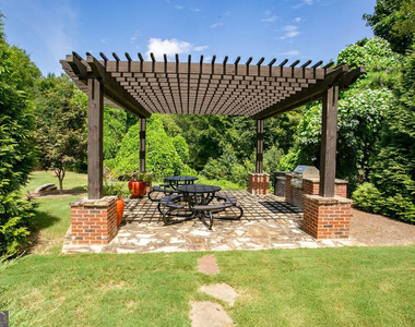 26000 Mill Creek Avenue - Photo Thumbnail 28