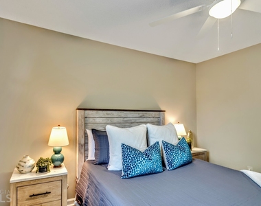2025 Winsburg Drive Nw - Photo Thumbnail 12