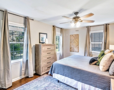 2532 Lakebrook Court - Photo Thumbnail 15