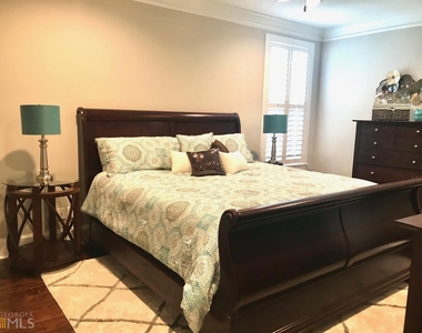 111 Gascoigne Avenue - Photo Thumbnail 21