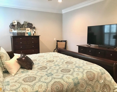 111 Gascoigne Avenue - Photo Thumbnail 22