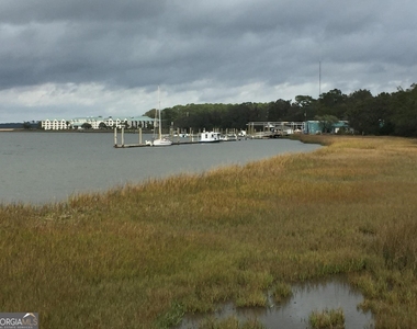 205 Mariners Circle - Photo Thumbnail 41