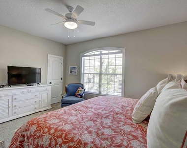 205 Mariners Circle - Photo Thumbnail 31