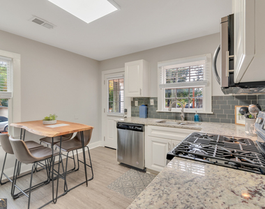 94 Cochran Road - Photo Thumbnail 4