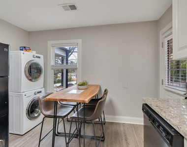 94 Cochran Road - Photo Thumbnail 7