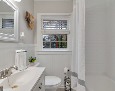 94 Cochran Road - Photo Thumbnail 12