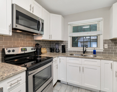 240 Lake Drive - Photo Thumbnail 6