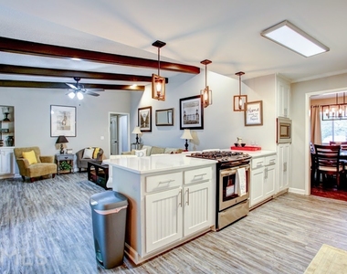 83 Kathryn Drive - Photo Thumbnail 13