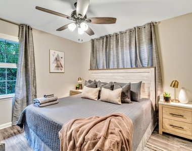 4428 John Drive - Photo Thumbnail 21