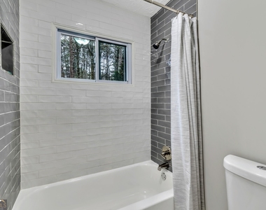 4428 John Drive - Photo Thumbnail 17