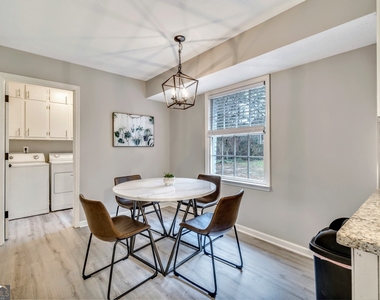 4428 John Drive - Photo Thumbnail 10