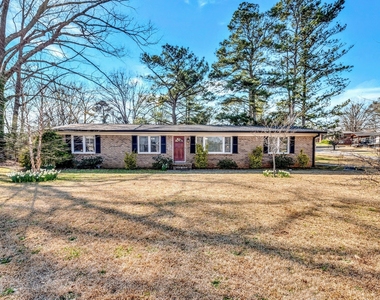 654 Joel Drive - Photo Thumbnail 24