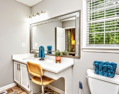 285 Arbor Way - Photo Thumbnail 19