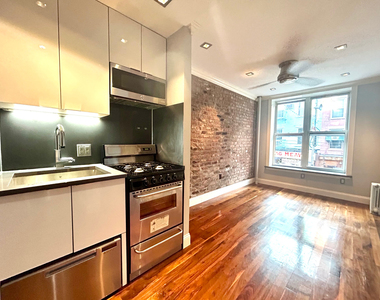 Rivington & Ridge St - Photo Thumbnail 8