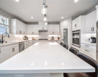 58260 Aragon Way - Photo Thumbnail 14