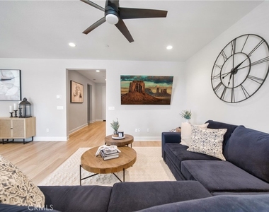 58260 Aragon Way - Photo Thumbnail 3