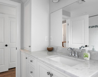 208 Neptune Place - Photo Thumbnail 41