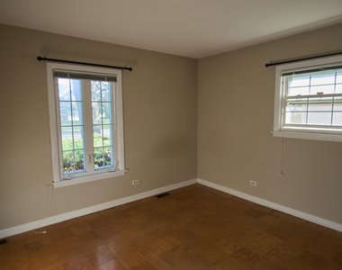 610 Walnut Lane - Photo Thumbnail 12