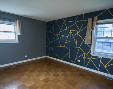 610 Walnut Lane - Photo Thumbnail 9