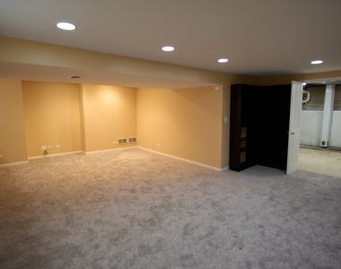 610 Walnut Lane - Photo Thumbnail 13