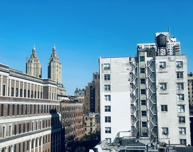 160 West 73rd Street - Photo Thumbnail 4