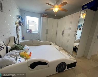 1060 Brickell Ave - Photo Thumbnail 19