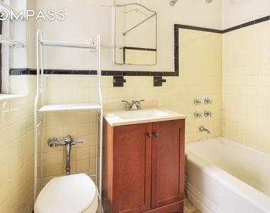 315 E 56th St - Photo Thumbnail 6