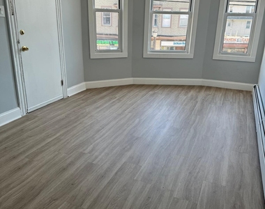 2336 Barnum Avenue - Photo Thumbnail 5