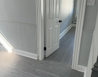 2336 Barnum Avenue - Photo Thumbnail 13