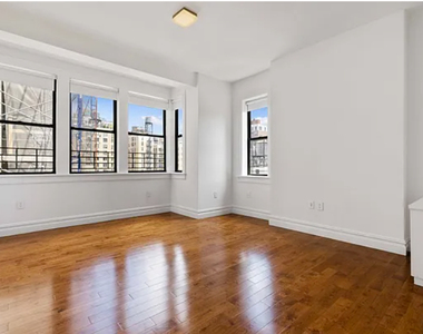 West 84 st  - Photo Thumbnail 3