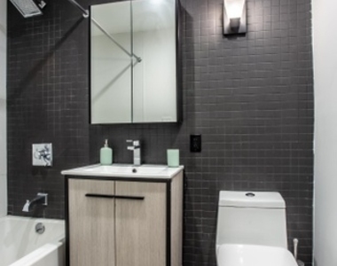 1543 East 19th Street - Photo Thumbnail 7
