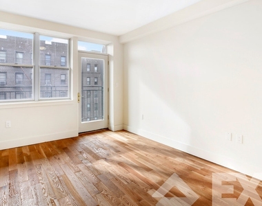1543 East 19th Street - Photo Thumbnail 6