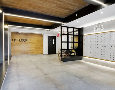 1543 East 19th Street - Photo Thumbnail 12