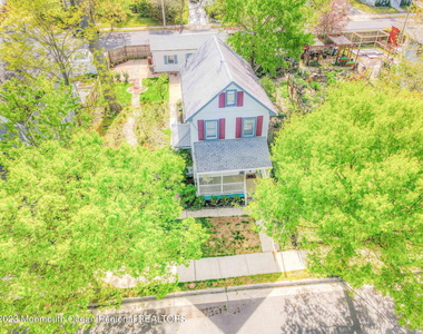819 Dunlewy Street - Photo Thumbnail 29