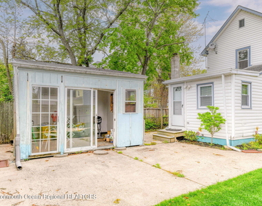 819 Dunlewy Street - Photo Thumbnail 35