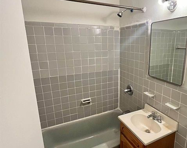 336 East 87th Street - Photo Thumbnail 5